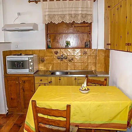 Amorani Hotel Batsi